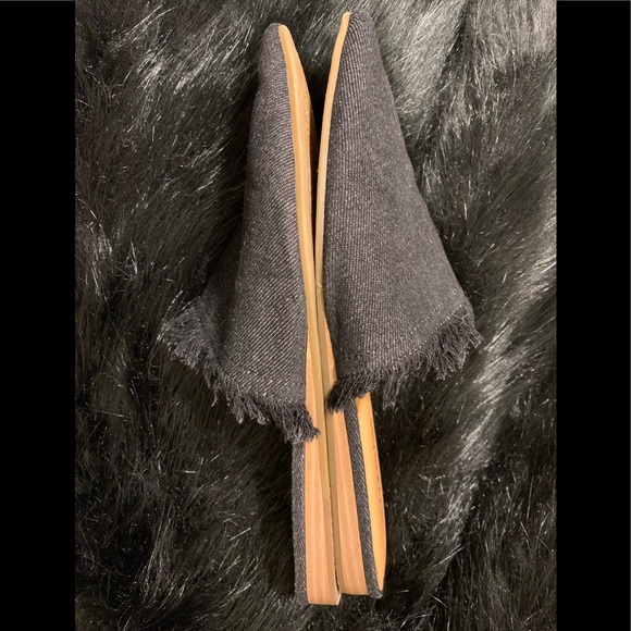 SOLD - Lucky Brand Denim Mules - Picture 4 of 9